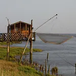 Rollan De By Hotell Bégadan