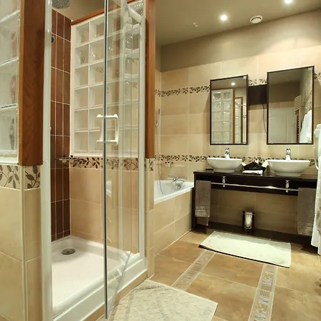 Rollan De By Hotel Bégadan