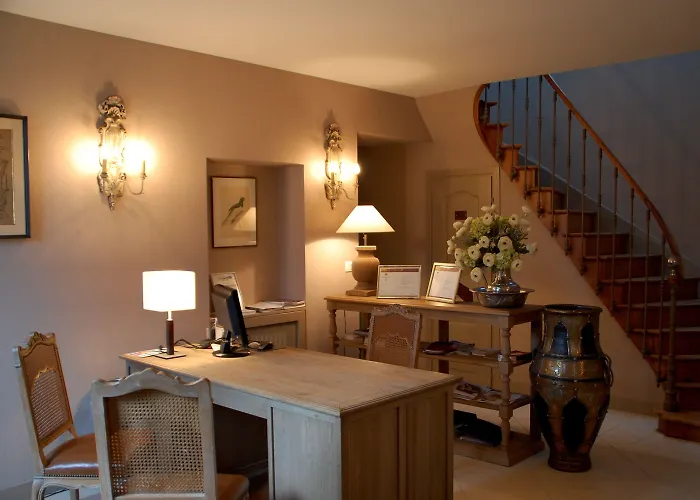 Отель Rollan De By